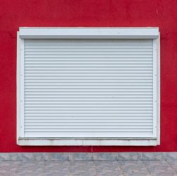Guide pratique pour installer facilement un volet roulant électrique