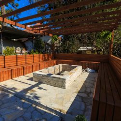 astuces et alternatives efficaces pour fixer une pergola sur une terrasse sans percer